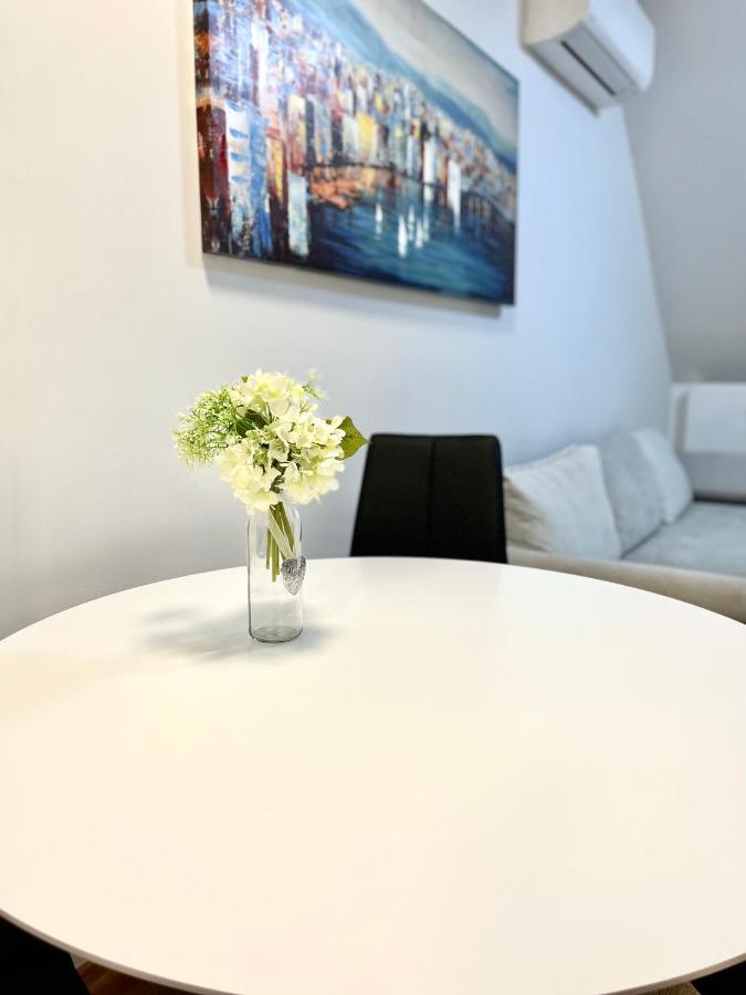 Apartman Anton Zagabria Esterno foto