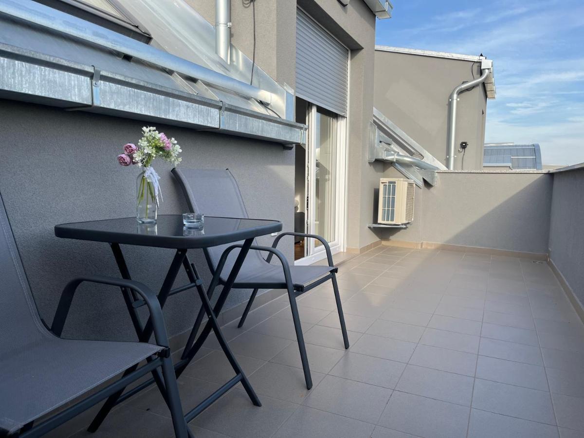 Apartman Anton Zagabria Esterno foto